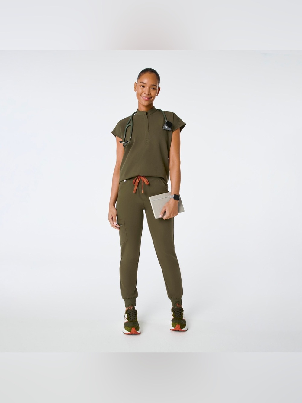 Figs Rafaela Sleeveless Scrub Top Women's XXS
Olive Sage Green Technical